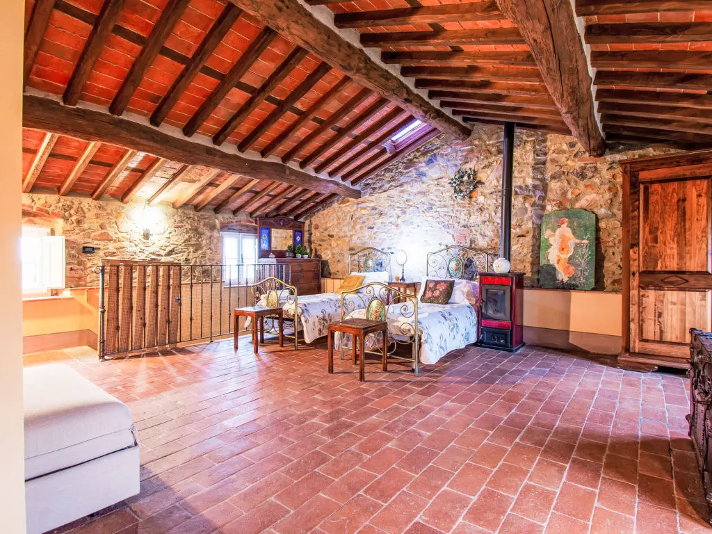 tr_h-768,w-1024,pr-true,fo-auto (10)